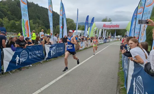 Bieg na 1 km cieszył się wielkim zainteresowaniem na Festiwalu Biegowym w Piwnicznej - 28